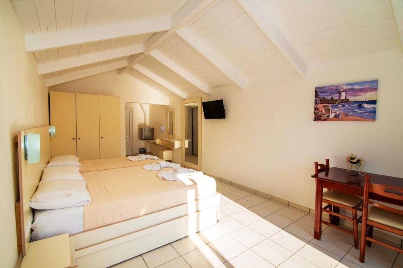 Playa Bay Hotel Zakynthos ラガナス エクステリア 写真